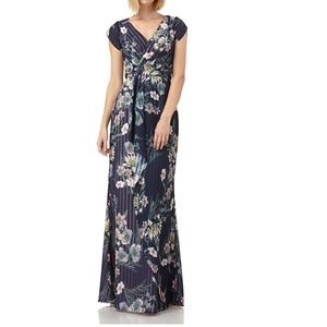Kay Unger Ricarda Tulip Sleeve Dress Gown